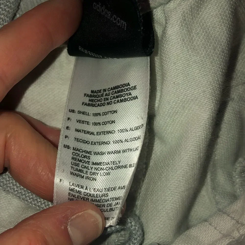 Adidas khaki shorts lots of pockets